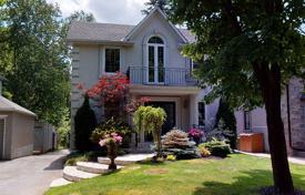 Дом в городе в Этобико, Торонто, Онтарио,  Канада за C$2 431 000