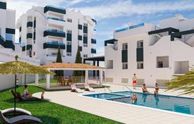 Апартаменты с цокольным этажом в новой резиденции с бассейном, Торревьеха, Испания за 220 000 €