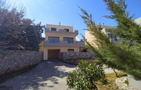 Трехэтажный дом с видом на море в Кефаласе, Крит, Греция за 320 000 €