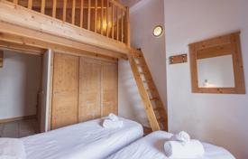 Квартира в Сен-Мартен-де-Бельвиль, Овернь — Рона — Альпы, Франция за 1 769 000 €