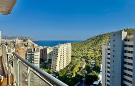 Трёхкомнатный пентхаус с большими террасами и видом на море в Бенидорме, Аликанте, Испания за 259 000 €