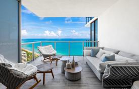 Дизайнерские апартаменты на первой линии от океана в Бал Харборе, Флорида, США за $4 545 000