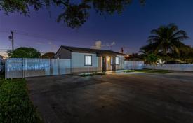 Дом в городе в Майами, США за $675 000