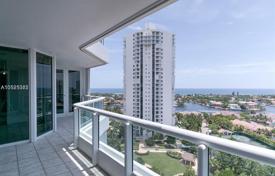 Четырехкомнатная квартира с видом на порт и океан в Авентуре, Флорида, США за $799 000