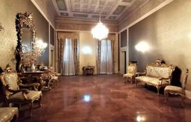 Классическая восьмикомнатная квартира в Орвието, Умбрия, Италия за 750 000 €