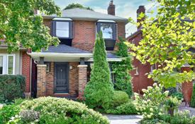 Дом в городе в Олд Торонто, Торонто, Онтарио,  Канада за C$2 059 000