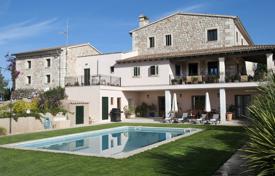 Роскошная трехуровневая вилла с бассейном, Манакор, Майорка, Испания за 5 800 € в неделю
