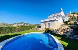 Трехэтажная вилла с бассейном, садом и живописным видом, Ллорет‑де-Мар, Испания за 749 000 €
