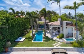 Комфортабельная вилла с бассейном, спа-центром, летней кухней, смотровой площадкой и видом на океан, Майами-Бич, США за $5 450 000