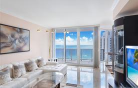 Четырехкомнатные апартаменты на первой линии от пляжа в Санни-Айлс-Бич, Флорида, США за $875 000