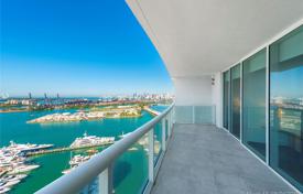 Четырехкомнатная квартира с потрясающим видом на город и океан в Майами-Бич, Флорида, США за $1 500 000