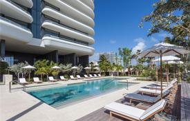 Дизайнерская квартира на первой линии от песчаного пляжа в Майами-Бич, Флорида, США за 5 539 000 €