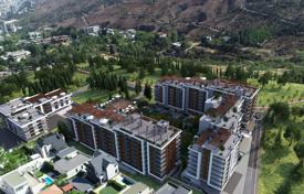 Двухкомнатная квартира, где из окон открывается панорамный вид на живописную природу, в историческом центре Тбилиси за $104 000