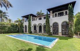 Комфортабельная вилла с бассейном, гаражом, террасой и видом на залив, Голден Бич, США за $6 990 000