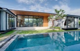 Новый жилой комплекс великолепных вилл с бассейнами в Таланге, Пхукет, Таиланд за От $1 568 000