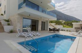 Эксклюзивная вилла с бассейном, сауной и видом на море, Сплит, Хорватия за 1 100 000 €