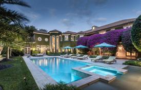 Роскошная вилла с задним двором, бассейном, садом и террасой, Майами, США за $5 612 000