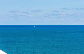 Уютная квартира с видом на океан в резиденции на первой линии от пляжа, Сарфсайд, Флорида, США за $1 023 000