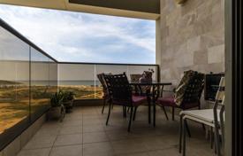 Уютные апартаменты с террасой и видом на море в светлой резиденции, Нетания, Израиль за $680 000