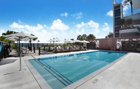 Комфортабельные апартаменты с террасой и видом на океан в здании с бассейном и тренажерным залом, Санни Айлс Бич, США за 3 906 000 €