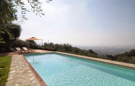Вилла с потрясающим панорамным видом, Массароза, Тоскана, Италия за 2 900 € в неделю