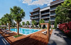 Закрытая резиденция с бассейном, садом и детской площадкой в 800 метрах от моря, Лимаcсол, Кипр за От $931 000
