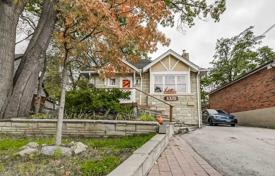 Дом в городе в Норт-Йорке, Торонто, Онтарио,  Канада за C$1 415 000