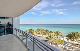 Комфортабельные апартаменты с видом на океан в резиденции на первой линии от пляжа, Холливуд, Флорида, США за $2 190 000