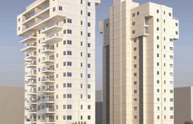Апартаменты с террасами и видом на море и город в новом жилом доме с бассейном, недалеко от морского побережья, Нетания, Израиль за $955 000