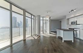 Квартира в Квинсвей, Торонто, Онтарио,  Канада за C$1 270 000