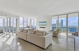 Элитные апартаменты с видом на океан в резиденции на первой линии от пляжа, Майами-Бич, Флорида, США за $1 825 000