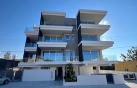 Современная резиденция с парковкой в спокойном районе, Лимассол, Кипр за От 255 000 €