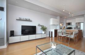 Квартира на Эглинтон-авеню Восток, Торонто, Онтарио,  Канада за C$754 000