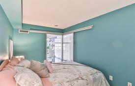 Квартира на Cапреол Коурт, Олд Торонто, Торонто,  Онтарио,   Канада за C$676 000