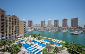 Резиденция на берегу моря с отелем и бассейнами, Доха, Катар за От $799 000