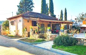 Ухоженный дом с большим садом и парковкой в Нафплионе, Пелопоннес, Греция за 380 000 €