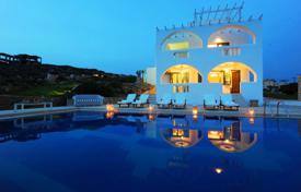 Элитная вилла с двумя бассейнами, террасой и видом на море, Ханья, Крит, Греция за 7 500 € в неделю