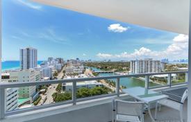 Меблированная квартира с видом на океан в резиденции на первой линии от пляжа, Майами-Бич, Флорида, США за $1 150 000