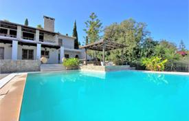Двухэтажная вилла с бассейном и садом недалеко от моря в Петалиди, Пелопоннес, Греция за 1 500 000 €
