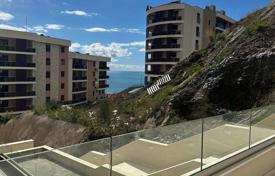 Новая трёхкомнатная квартира с видом на море в Бечичи, Будва, Черногория за 118 000 €
