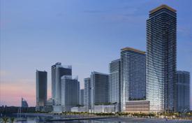 Современная резиденция Seapoint с пляжем и выходом на набережную, Emaar Beachfront, Дубай, ОАЭ за От $814 000