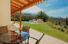 Большая вилла для отдыха с бассейном и панорамным видом на океан в Гиа‑де-Исора, Тенерифе, Испания за 2 500 000 €