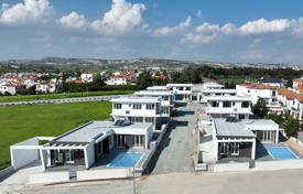 Закрытый комплекс вилл и бунгало в 400 метрах от пляжей, Ларнака, Кипр за От $579 000