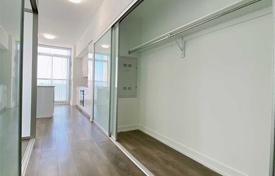 Квартира на Университи-авеню, Олд Торонто, Торонто,  Онтарио,   Канада за C$743 000