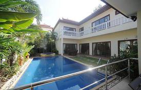 Дом в городе в Наклуа, Бангламунг, Чонбури,  Таиланд за $3 300 в неделю