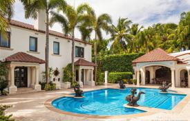 Просторная вилла с садом, бассейном, частной набережной, террасами и видом на залив, Майами-Бич, США за $39 950 000
