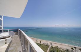 Элитные апартаменты с видом на океан в резиденции на первой линии от пляжа, Бал Харбор, Флорида, США за $3 300 000