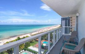 Апартаменты на первой линии у океана, в кондоминиуме с бассейном и сауной, Майами-Бич, Флорида за $1 175 000