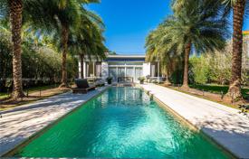 Дом в городе в Майами-Бич, США за $2 699 000