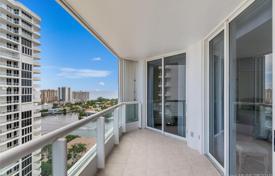 Комфортабельные апартаменты с видом на океан в резиденции на первой линии от пляжа, Авентура, Флорида, США за $825 000